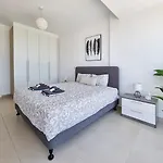 Prengos 15 Villa *