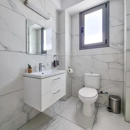 Prengos 15 * Πάφος