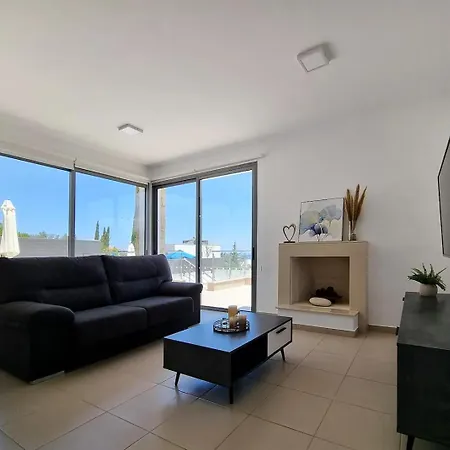 Prengos 15 Βίλα *